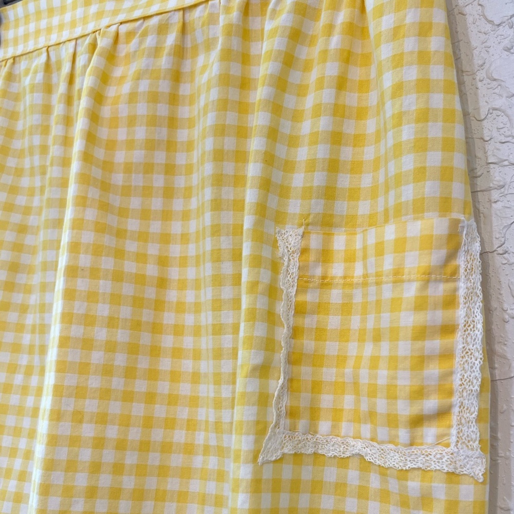 Handmade Yellow White Gingham Half Apron With Lace Trim Pockets Vintage Style - Picture 4 of 8